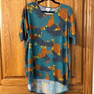 Like new LuLaRoe high low tunic top multicolor